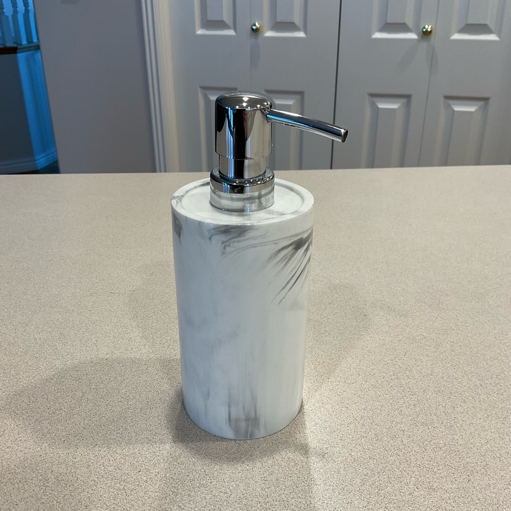 Marble look soap dispenser